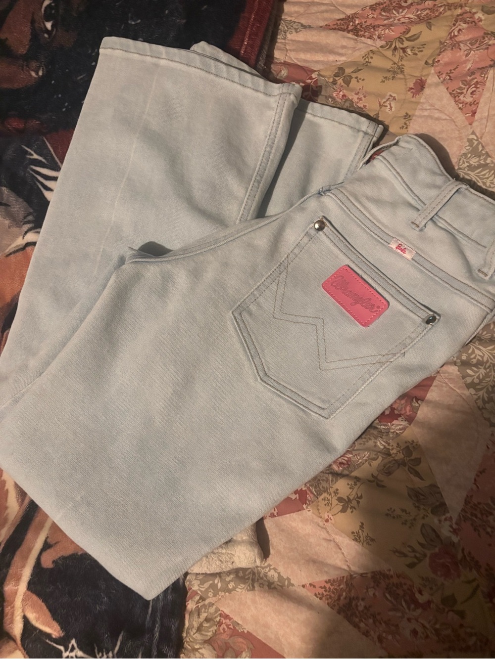 Wrangler Women's Light Blue High-Rise Jeans